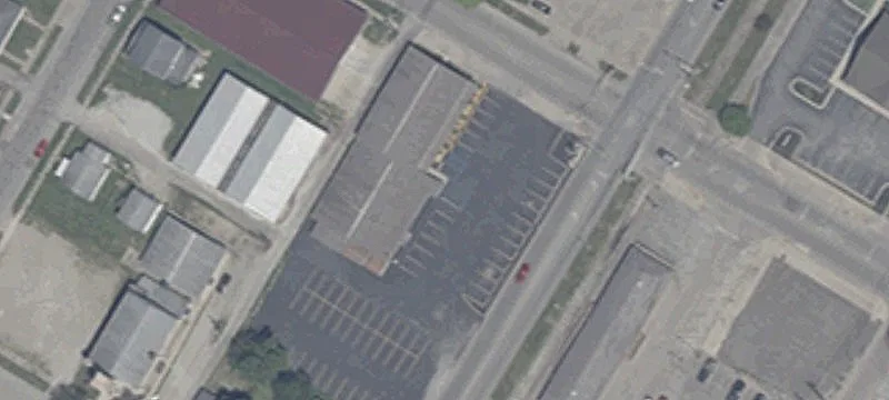 477 Grand Ave