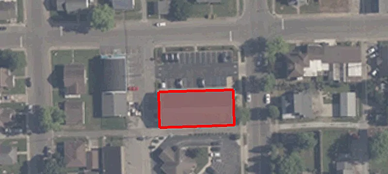 200 Main St
