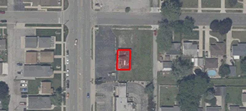 8327 Kennedy Ave