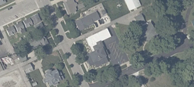 305 Main St