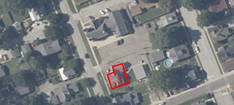 301 Ctr St