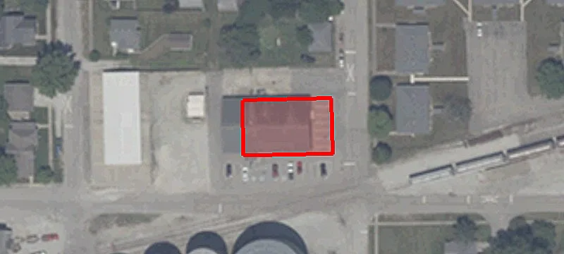 922 John St