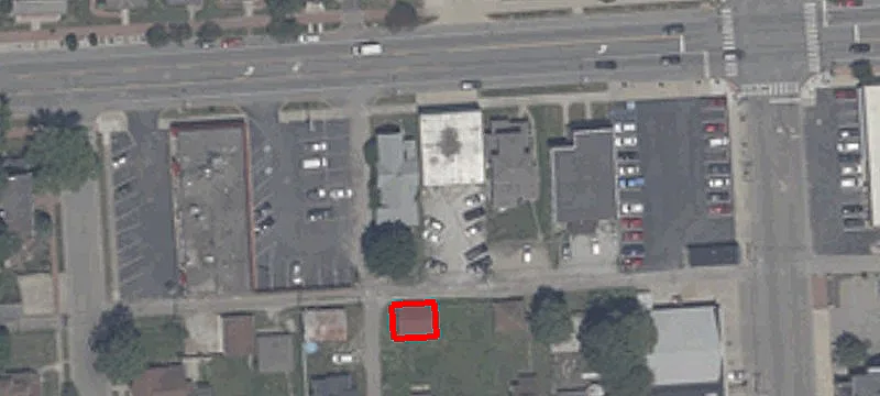 221 Main St