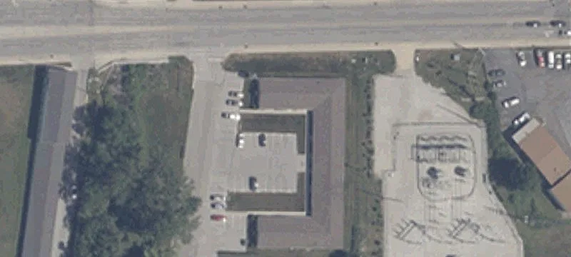 859 Riverside Dr