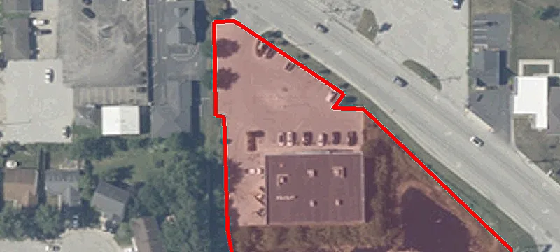 713 Main St