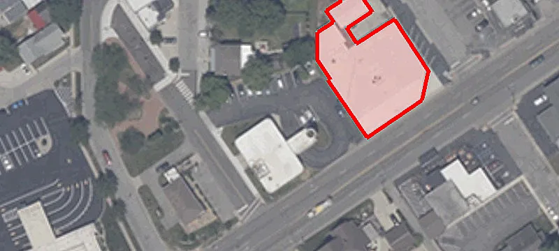 325 Main St