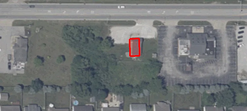 1257 Main St