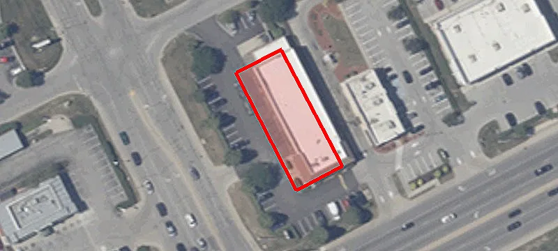 2642 Main St
