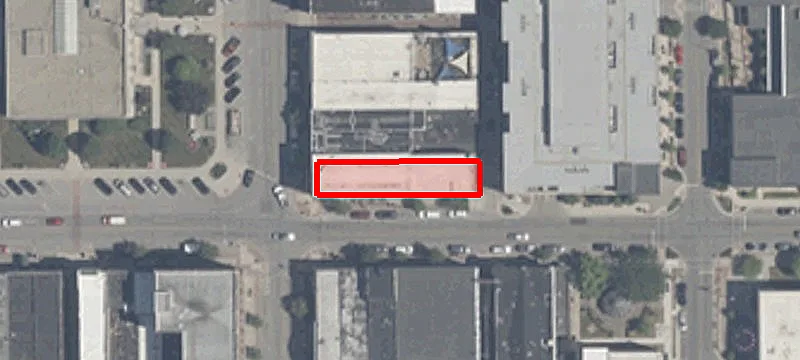 100 Main St