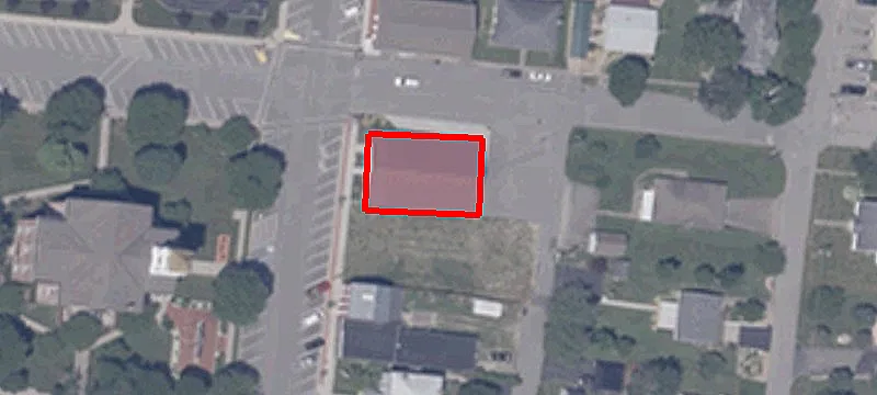 126 Main St