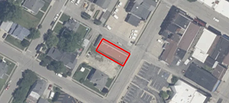 123 Walnut St