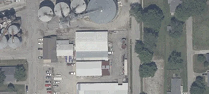 806 Woodward St