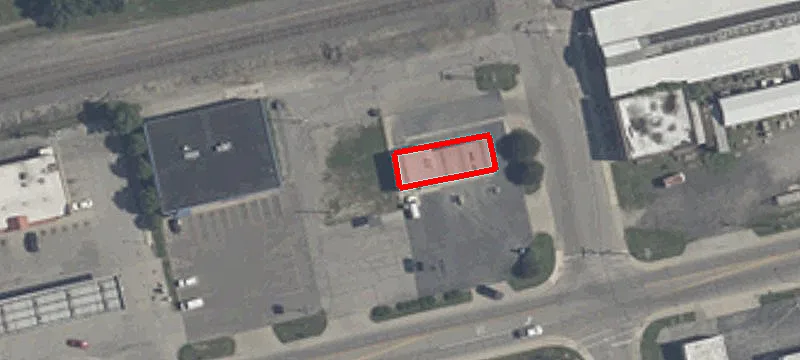 304 Chestnut St