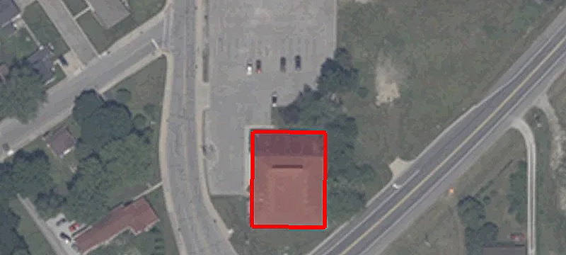 625 Broadway St