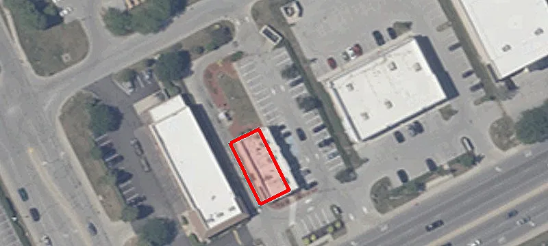 2646 Main St