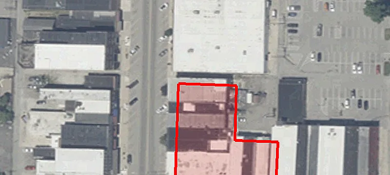 717 Main St