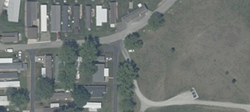 215 Ln 101st Hamilton Lk