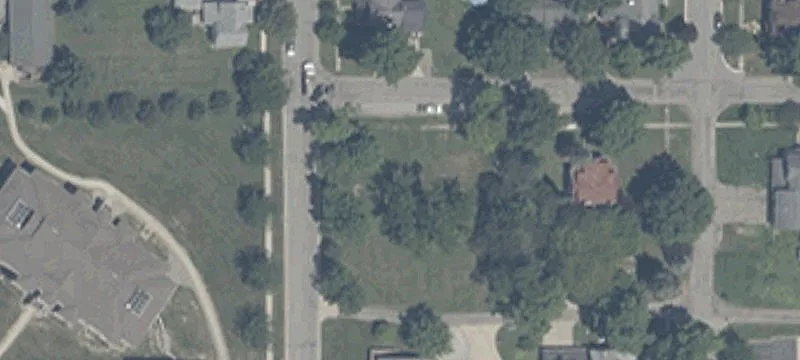 913 Saginaw St