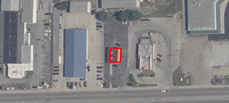 3250 Main St