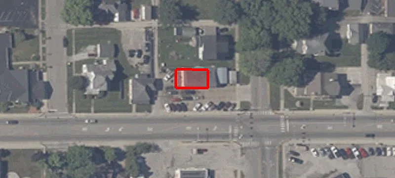 101 Main St