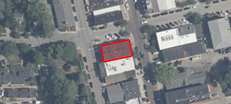 10 Main St