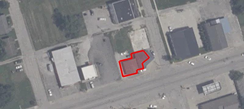 905 Main St