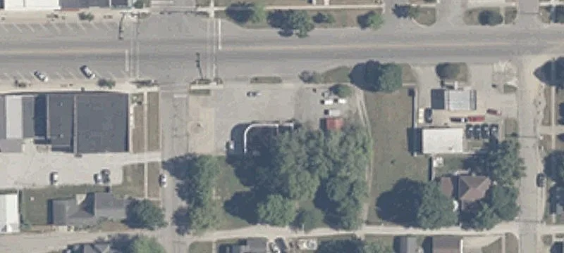 301 Main St