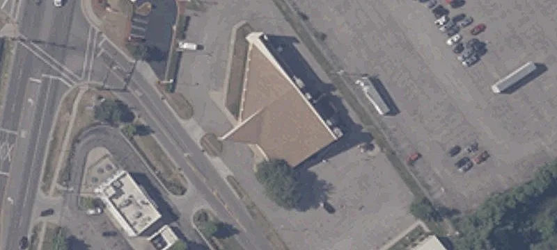 1060 Sharon Dr