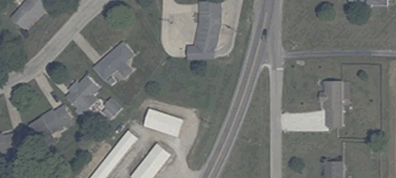 233 Oakwood Dr