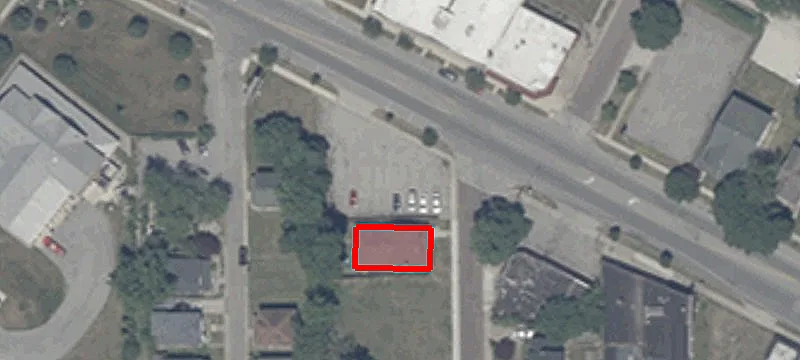 502 Lincoln W Way