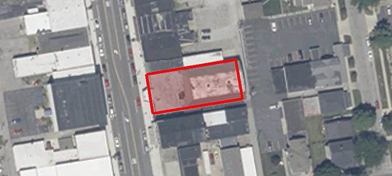 221 Main St