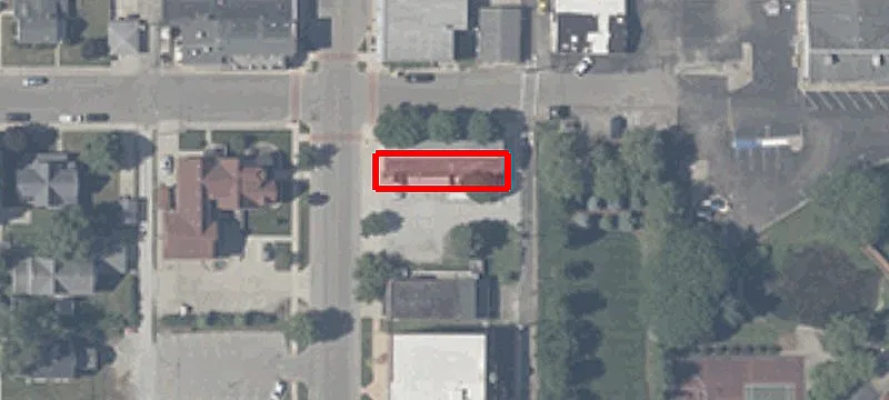 202 Main St