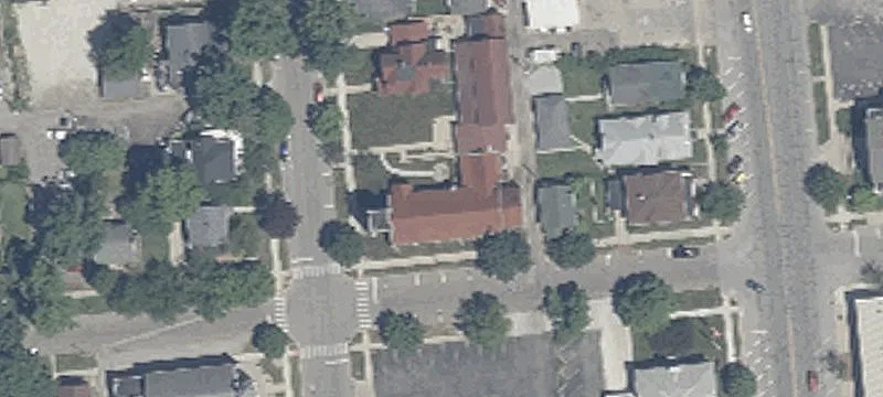 412 Ctr St