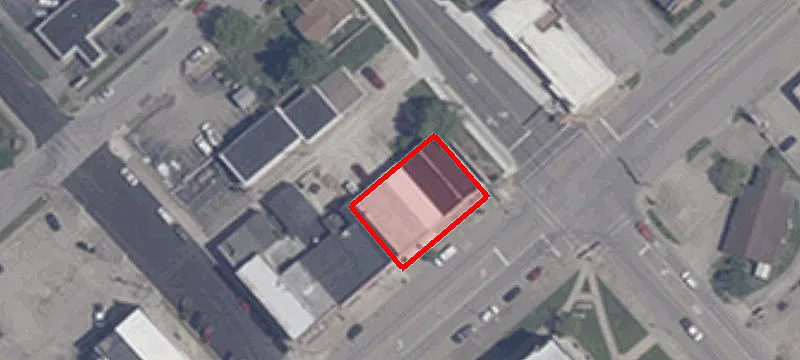 818 Main St