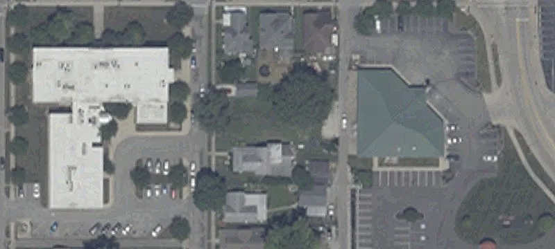 816 Elm St