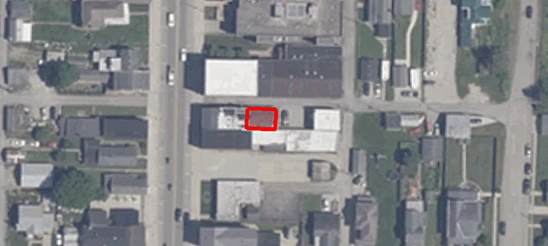 325 Main St
