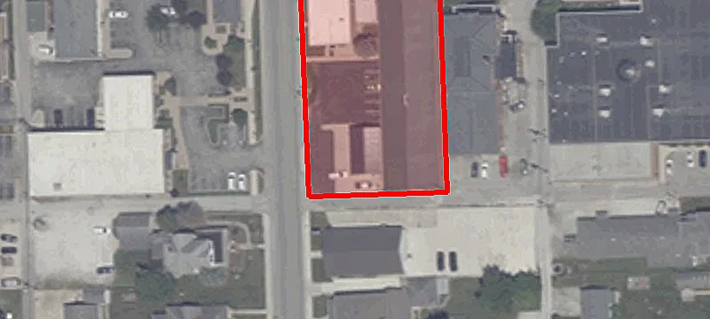 215 Main St