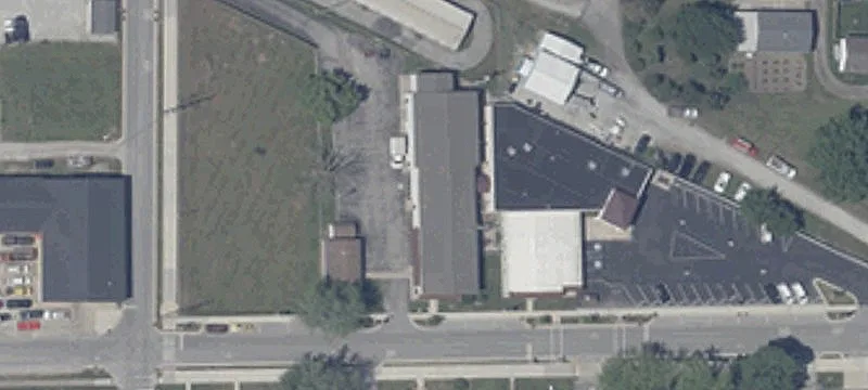 912 Main St
