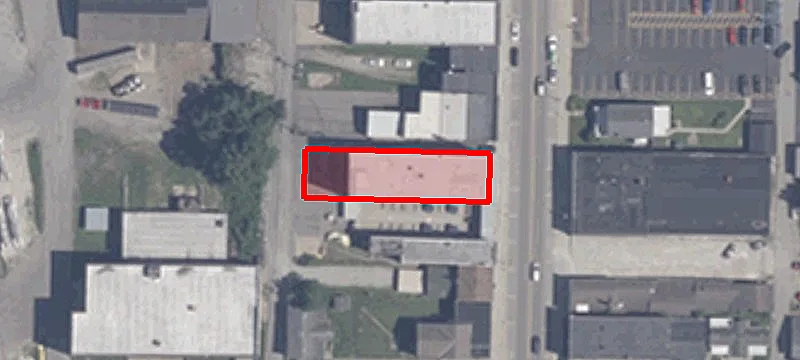 734 Main St