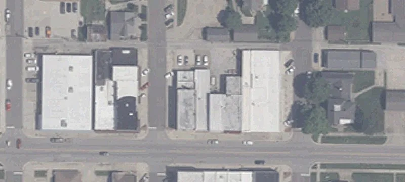 17 Main W St