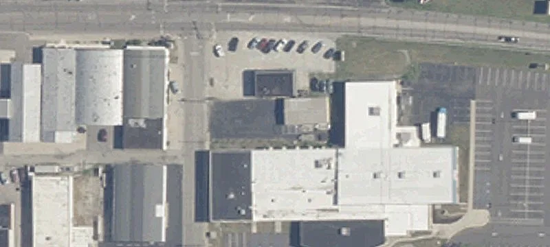 421 Bronson St