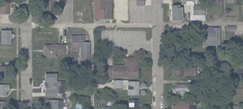215 Hutchinson Ave