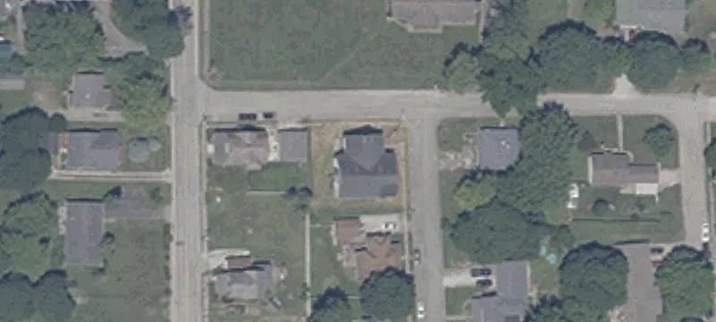 211 2nd St