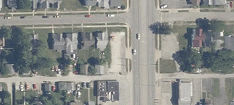 1402 1st St