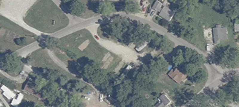 1 Ems 61st Ln
