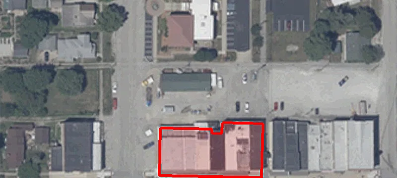 101 Main St