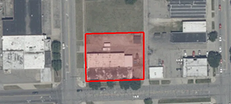 2218 Main St