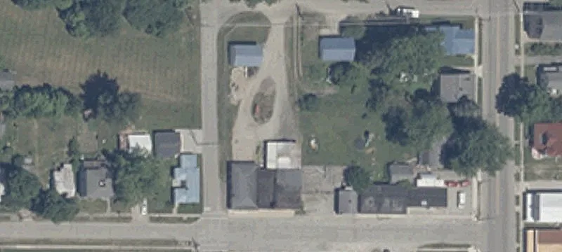104 Race St