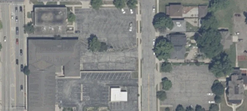 202 Lincolnway E