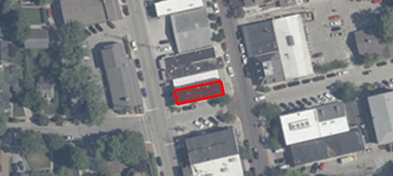 10 12th N Main St